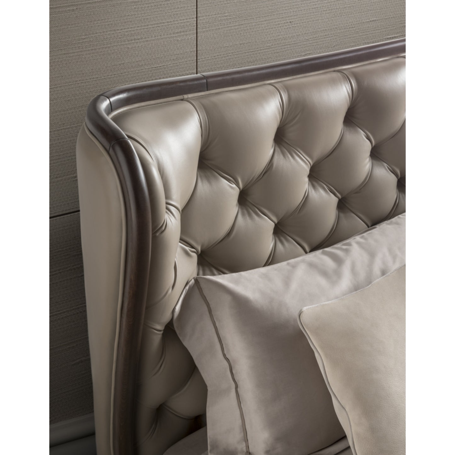 MARGOT Bed