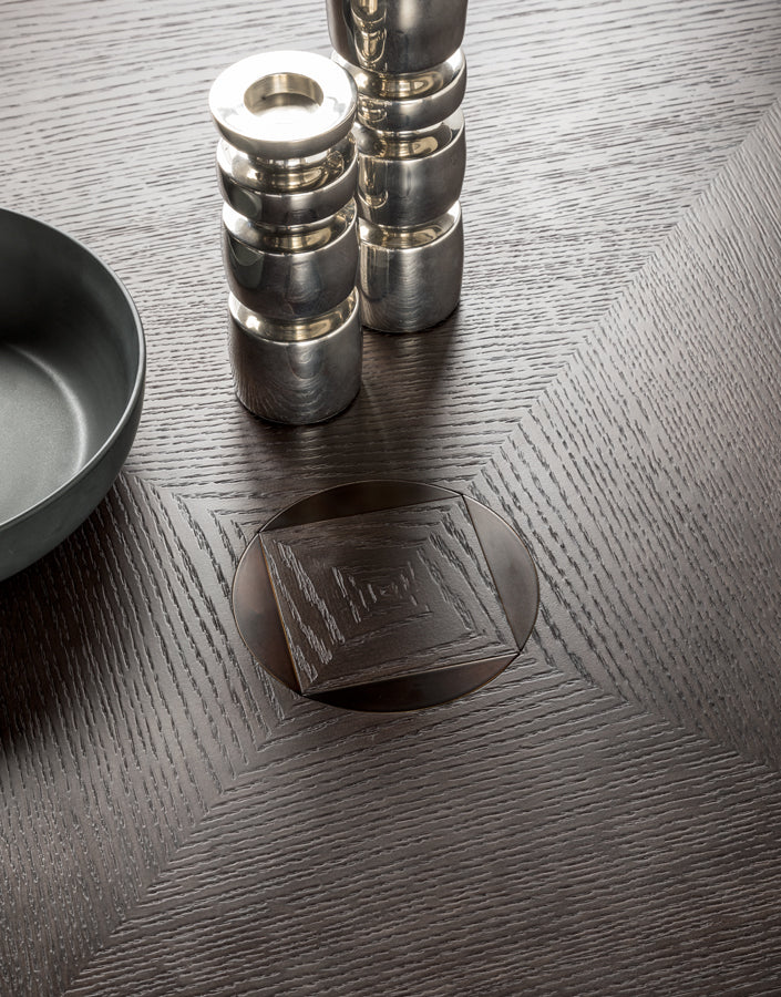 HE404 Round Dining Table